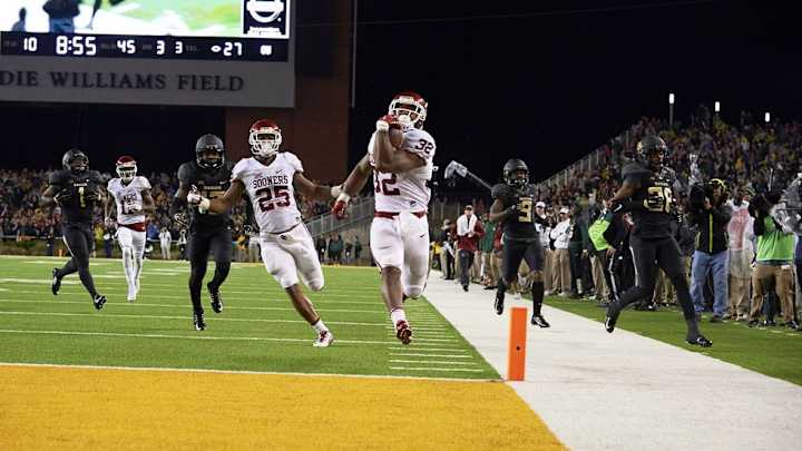 New offense, same Samaje: For Oklahoma to make a run at the playoff, it will rely on Samaje Perine to carry it