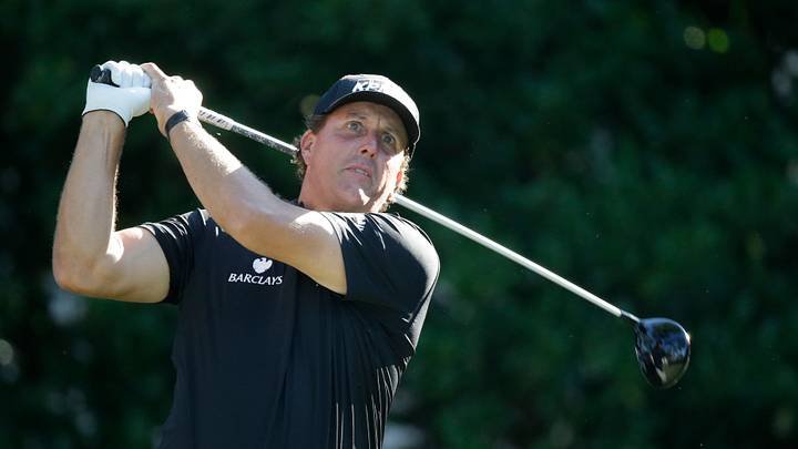 Kuchar shows off back hand at 17, misses cut at Players