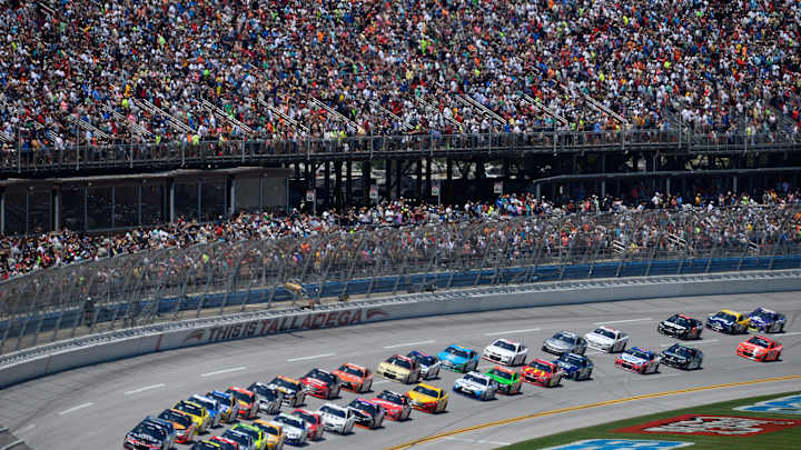 Jeff Gordon's costly mistake helps ruin weekend at Talladega