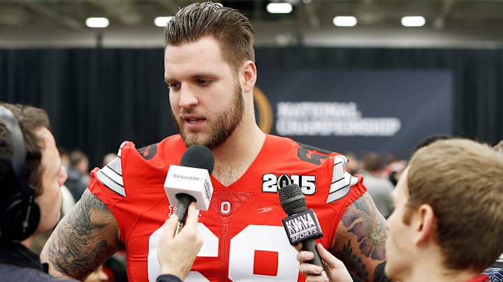 Urban Meyer says Decker, Washington to return for senior seasons