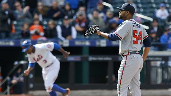 LEADING OFF: Mets go for record 12th win in row, visit Yanks