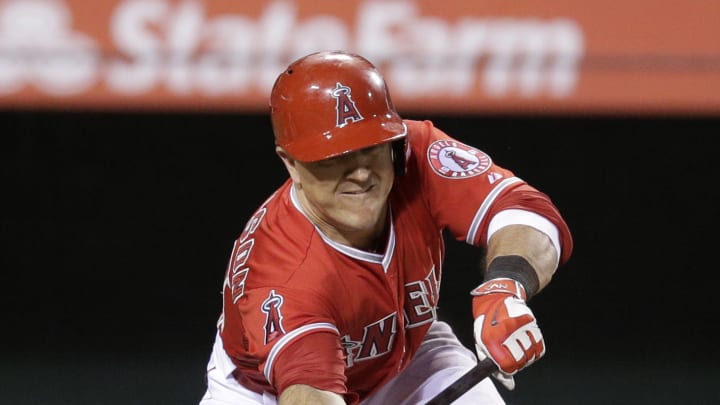 Pujols' 2 homers, Aybar's hustle help Angels beat Astros 4-3