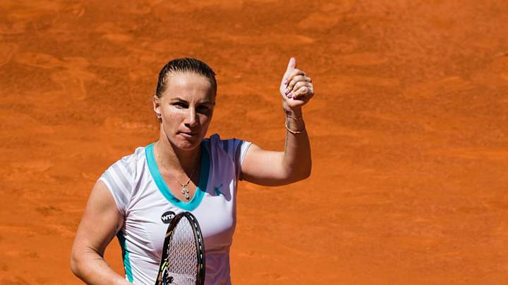 Sharapova knocked out of Madrid Open semis by Kuznetsova