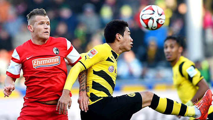 Dortmund wins to get off bottom; Bayern restores its winning ways
