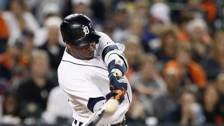 Outfielder Rajai Davis agrees to contract with Indians