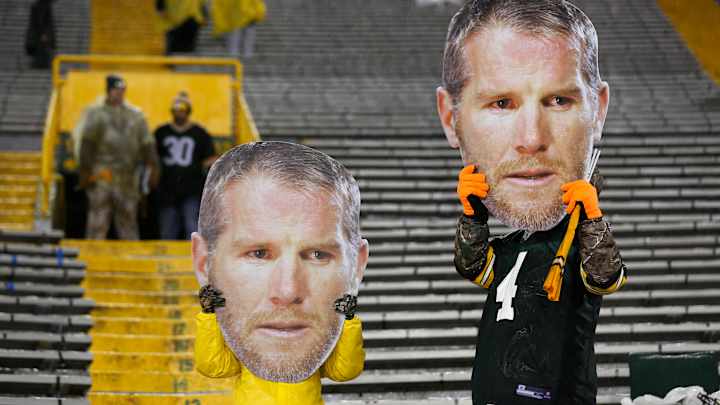 One more memorable moment for Favre, Packers at Lambeau