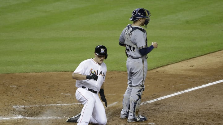 Realmuto's 2 HRs lead Marlins to 6-4 win