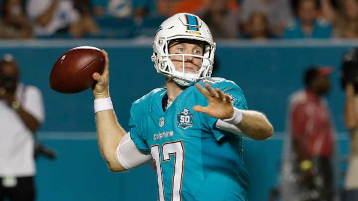 Tannehill throws for 145 yards, Dolphins beat Falcons 13-9