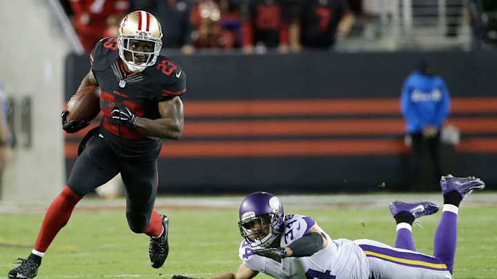 Report: 49ers RB Reggie Bush’s injury not serious