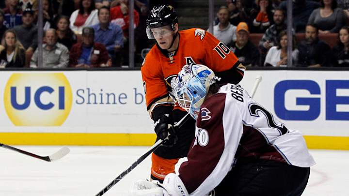 Reto Berra's shutout sends Colorado past slumping Ducks 3-0