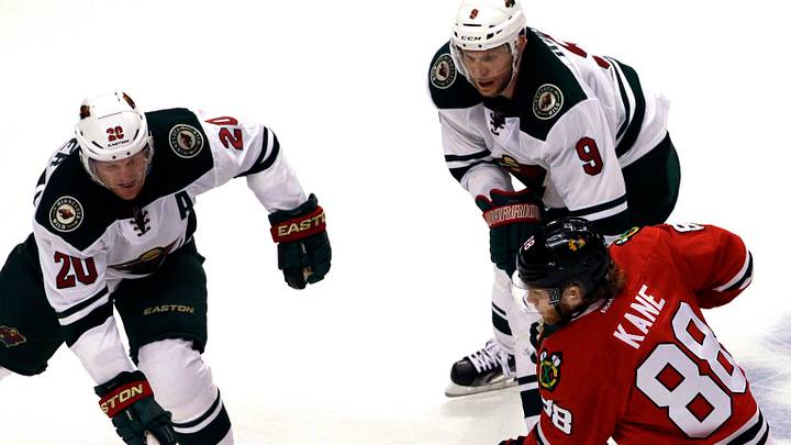 Power outage forces restoration of ice for Blackhawks-Wild Power outage forces restoration of ice for Blackhawks-Wild