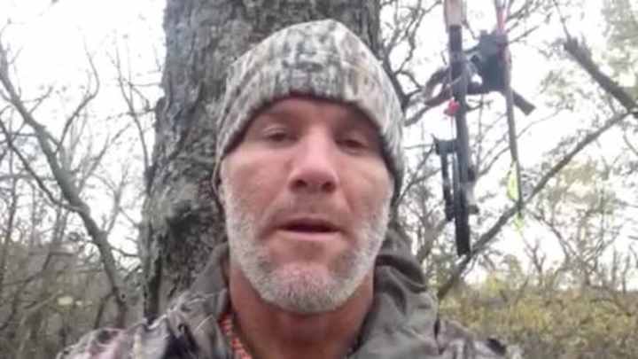 Brett Favre took a break from hunting to congratulate Peyton Manning