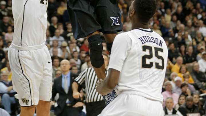 Xavier's Sumner taken off court on stretcher after hard fall Xavier's Sumner taken off court on stretcher after hard fall