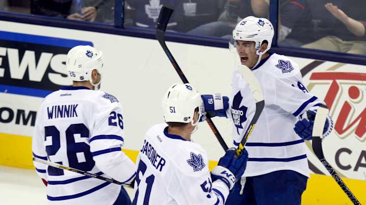 Maple Leafs beat Blue Jackets 6-3 for first win