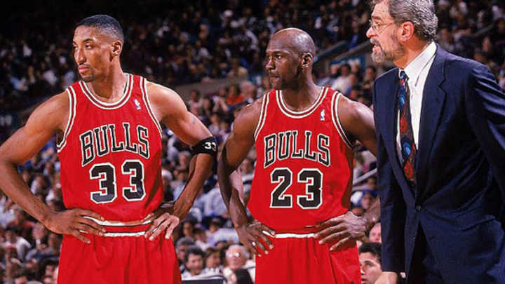 Bulls to Induct Michael Jordan, Scottie Pippen, 11 Others Into New Ring of Honor