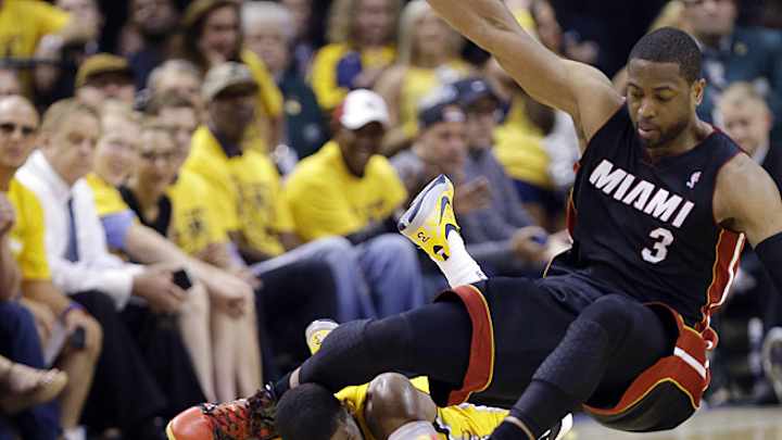 LeBron on Paul George's concussion: 'All of us would've played through it'