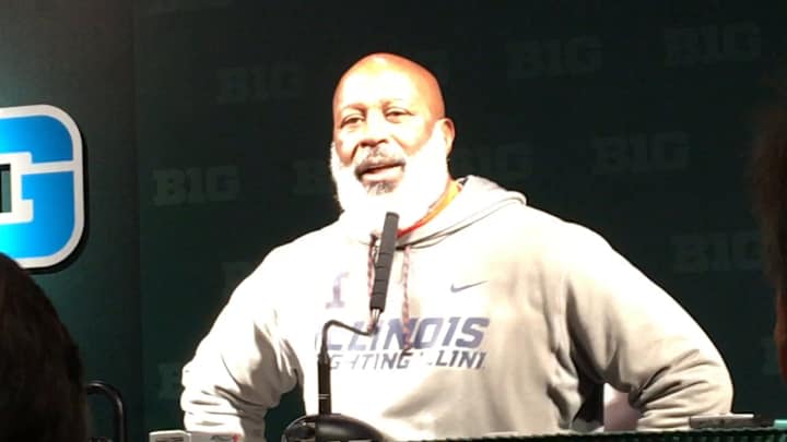 VIDEO: 'We're going bowling': Illinois coach Lovie Smith after win at Michigan State VIDEO: 'We're going bowling': Illinois coach Lovie Smith after win at Michigan State