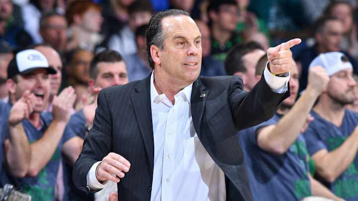 Notre Dame Hoops Notebook: Mike Brey Talks Learning From The Loss, Defense, Blake Wesley