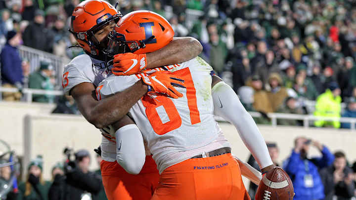 Daniel Barker's Recruiting Promises Realized in Game-Winning TD Daniel Barker's Recruiting Promises Realized in Game-Winning TD