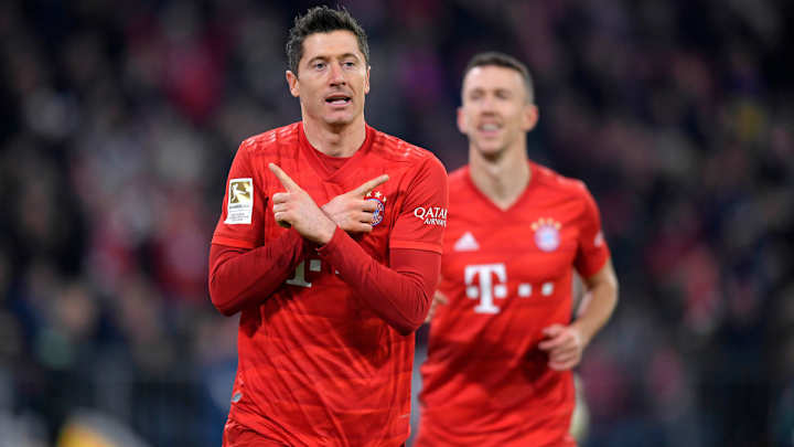 Lewandowski Stays Hot, Leads Bayern's Rout of Dortmund in Der Klassiker