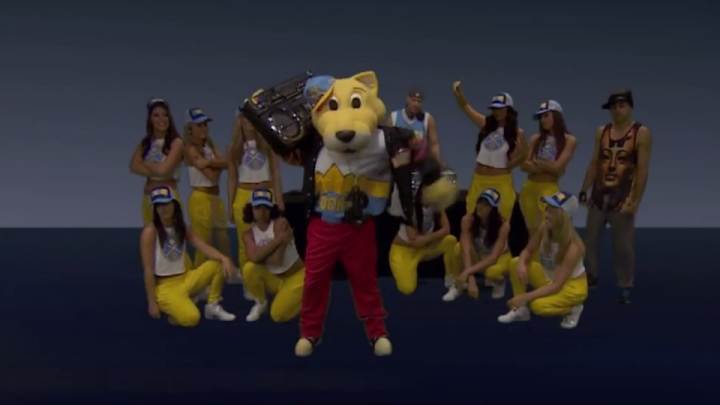 Watch the Nuggets remake of Taylor Swift's 'Shake It Off' video Watch the Nuggets remake of Taylor Swift's 'Shake It Off' video
