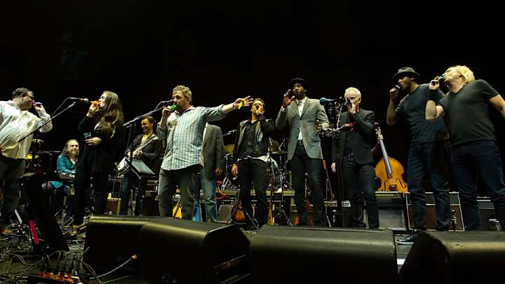 Amar'e and 'Melo helped James Dolan break the world kazoo record Amar'e and 'Melo helped James Dolan break the world kazoo record