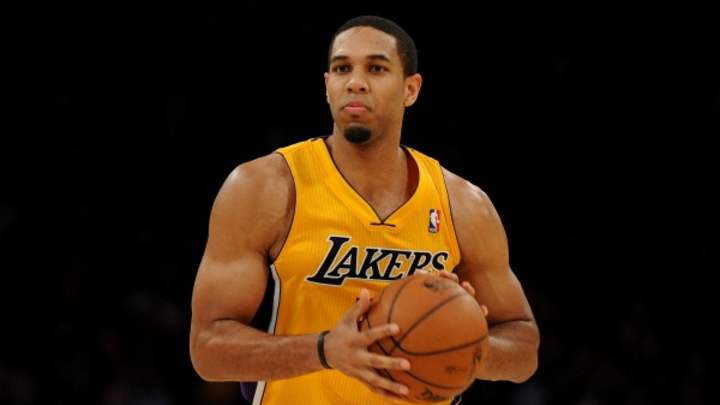 Lakers' Xavier Henry has torn ligament in wrist