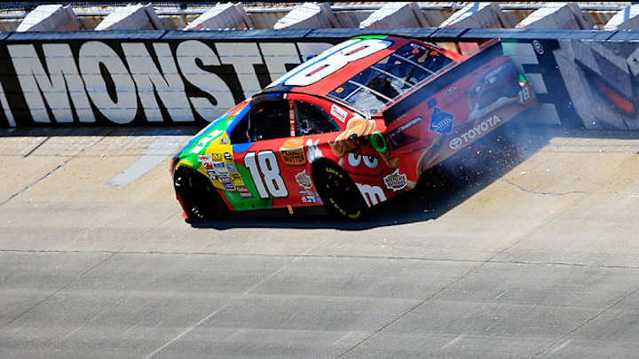 Wreck ends Kyle Busch's bid for triple sweep at Dover