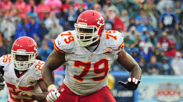Chiefs OL Donald Stephenson suspended four games for PEDs