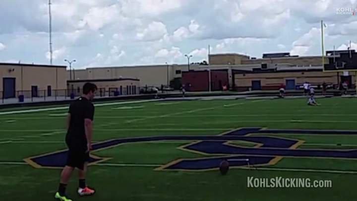 Oklahoma Football recruit boots 66-yard field goal