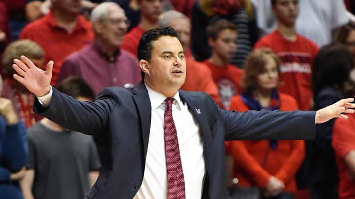 Five-star forward Ray Smith commits to Arizona