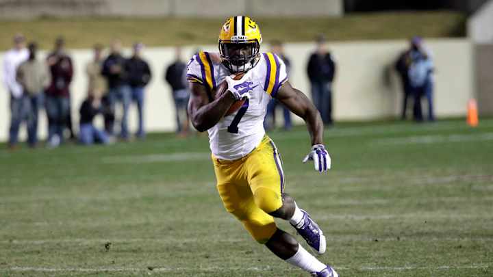 Notre Dame vs. LSU: Music City Bowl game time, live stream, TV