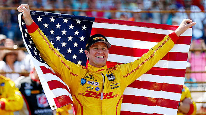Ryan Hunter-Reay holds off Helio Castroneves to win Indy 500