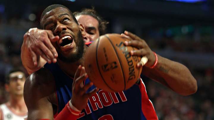 Report: Pistons' Greg Monroe signs qualifying offer