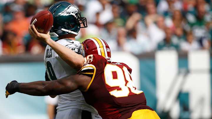 Washington's Brian Orakpo plans to play with hard cast on left hand