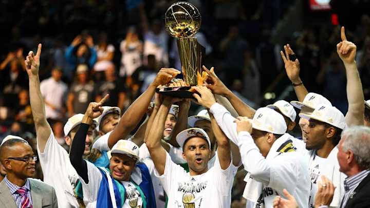 Spurs sign Tony Parker to multi-year contract extension