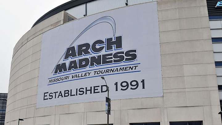 St. Louis keeps "Arch Madness" through 2018