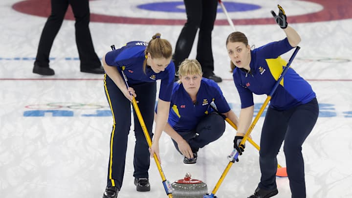 Canada, Sweden advance to women's curling finals Canada, Sweden advance to women's curling finals