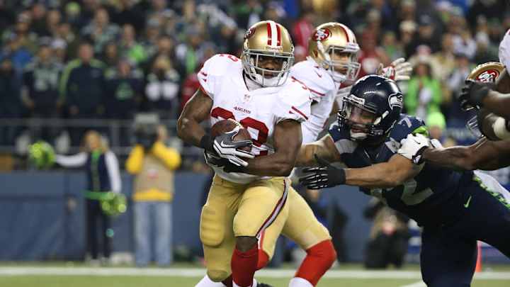 Report: Kendall Hunter tears ACL, likely out for 2014 season