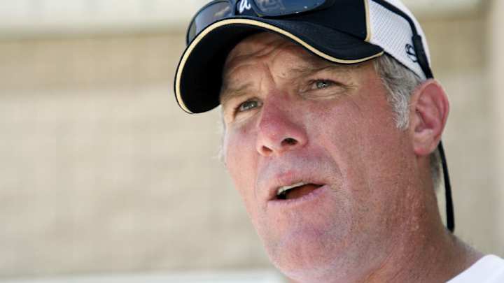 Former QB Brett Favre unlikely to make planned Packers return Former QB Brett Favre unlikely to make planned Packers return