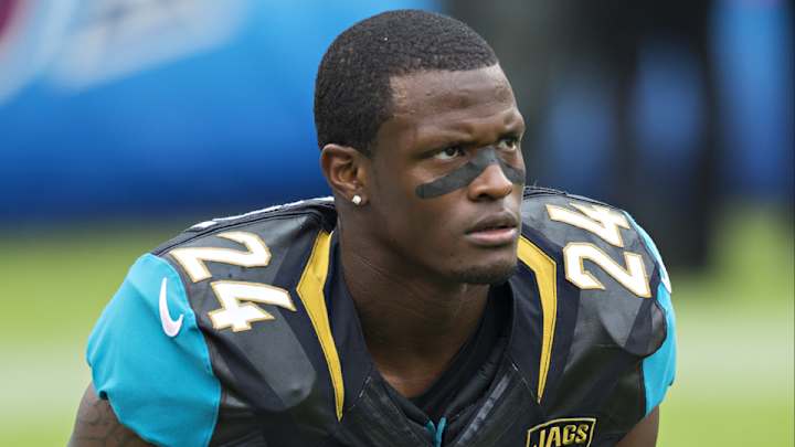 Jaguars place CB Will Blackmon on IR, sign LB Khairi Fortt