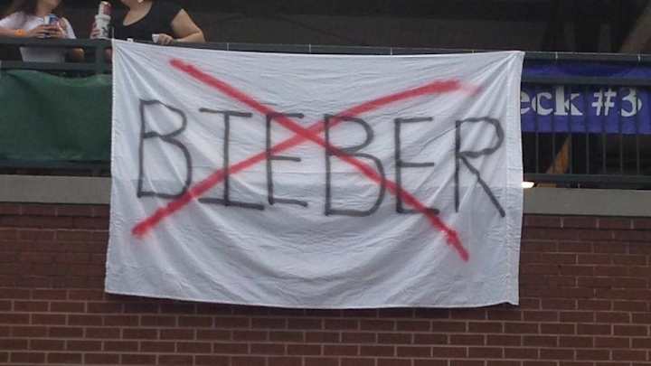 Watch: Minor League baseball team detonates Miley Cyrus and Justin Bieber albums Watch: Minor League baseball team detonates Miley Cyrus and Justin Bieber albums