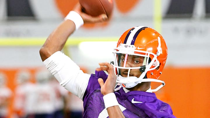 Clemson quarterback Deshaun Watson to miss rest of spring (collarbone)