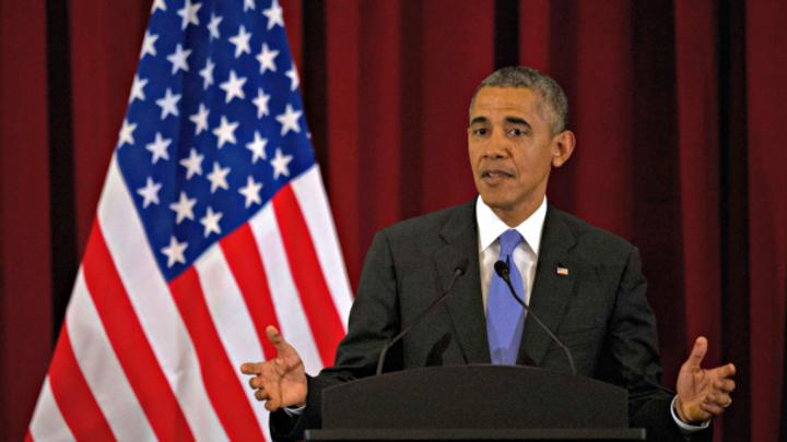 President Obama admonishes Donald Sterling for "offensive racist statements"