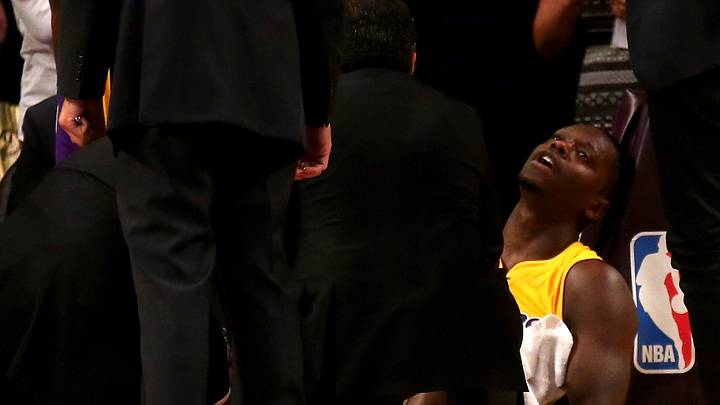 Report: Lakers receive injured player exemption for Julius Randle Report: Lakers receive injured player exemption for Julius Randle
