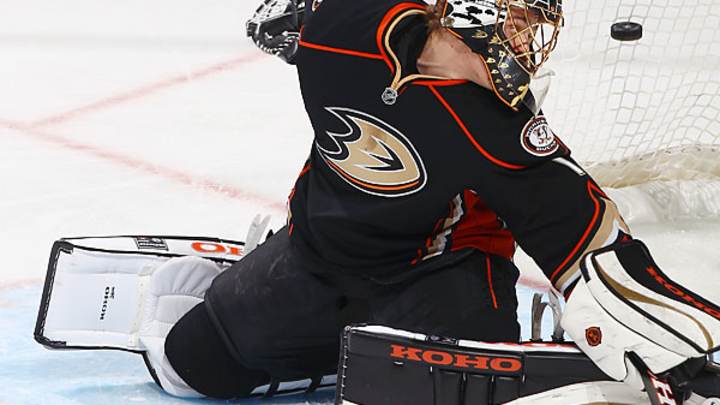 Top Line: Ducks face costly Jonas Hiller decision: KHL All-Star hijinx; more links