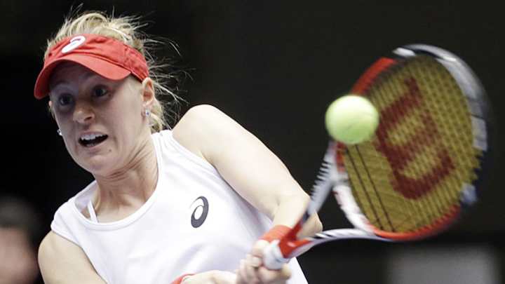 U.S. Fed Cup team to host France with World Group spot at stake