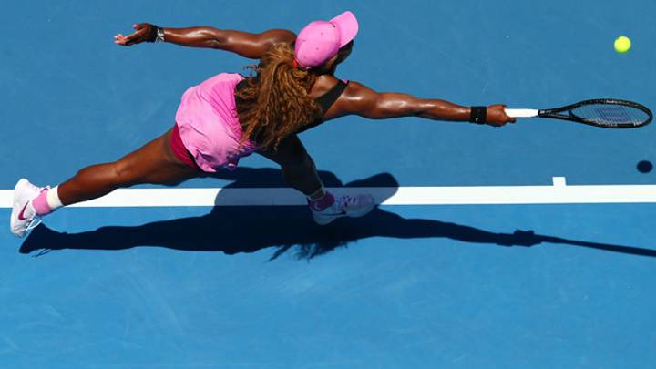 Serena, Djokovic reach fourth round at Australian Open