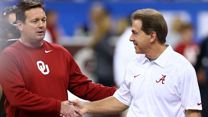 Poll: Nearly half of coaches favor Power Five-only schedule