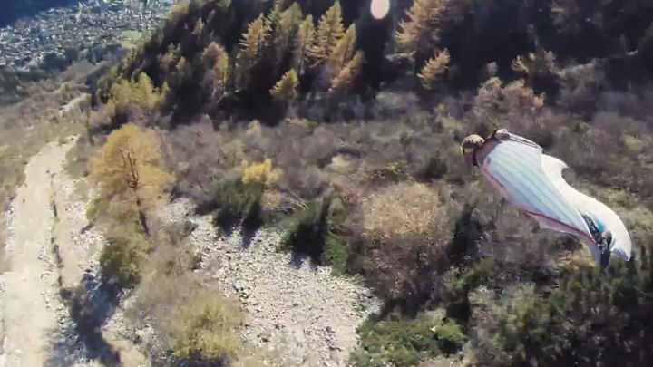 Watch: BASE jumper Nathan Jones flies perilously close to ground Watch: BASE jumper Nathan Jones flies perilously close to ground